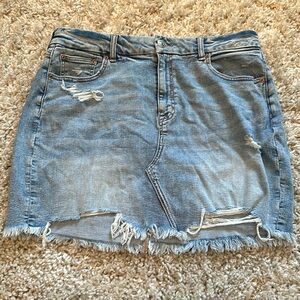 American Eagle SUPER STRETCH Jean Skirt - Size 16 - Curvy Hi-Rise Mini